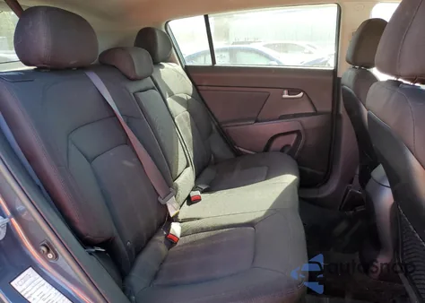 2013 Kia Sportage Base z USA, uszkodzony, nr VIN KNDPB3A23D7467713